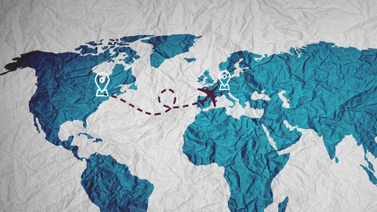 World map in the style of a print on crumpled fabric with a flight route from New York to the Ruhr area marked on it