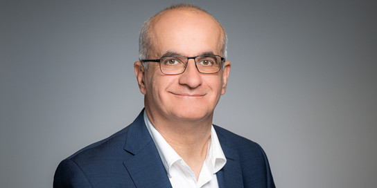 Manfred Bayer