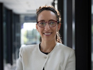 Portrait Professor Lucia Melloni