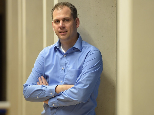 Portraitfoto von Prof. Daniel Neider